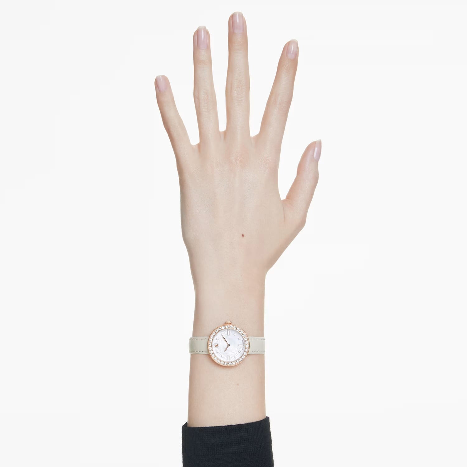 Swarovski Swarovski Certa 5672968 , наручные женские часы фото под углом