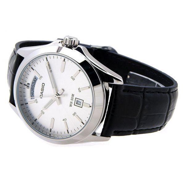 Casio Casio Collection MTP-1370L-7AVDF (MTP-1370L-7A), collection япония мужские часы на браслете кожаный боковой вид