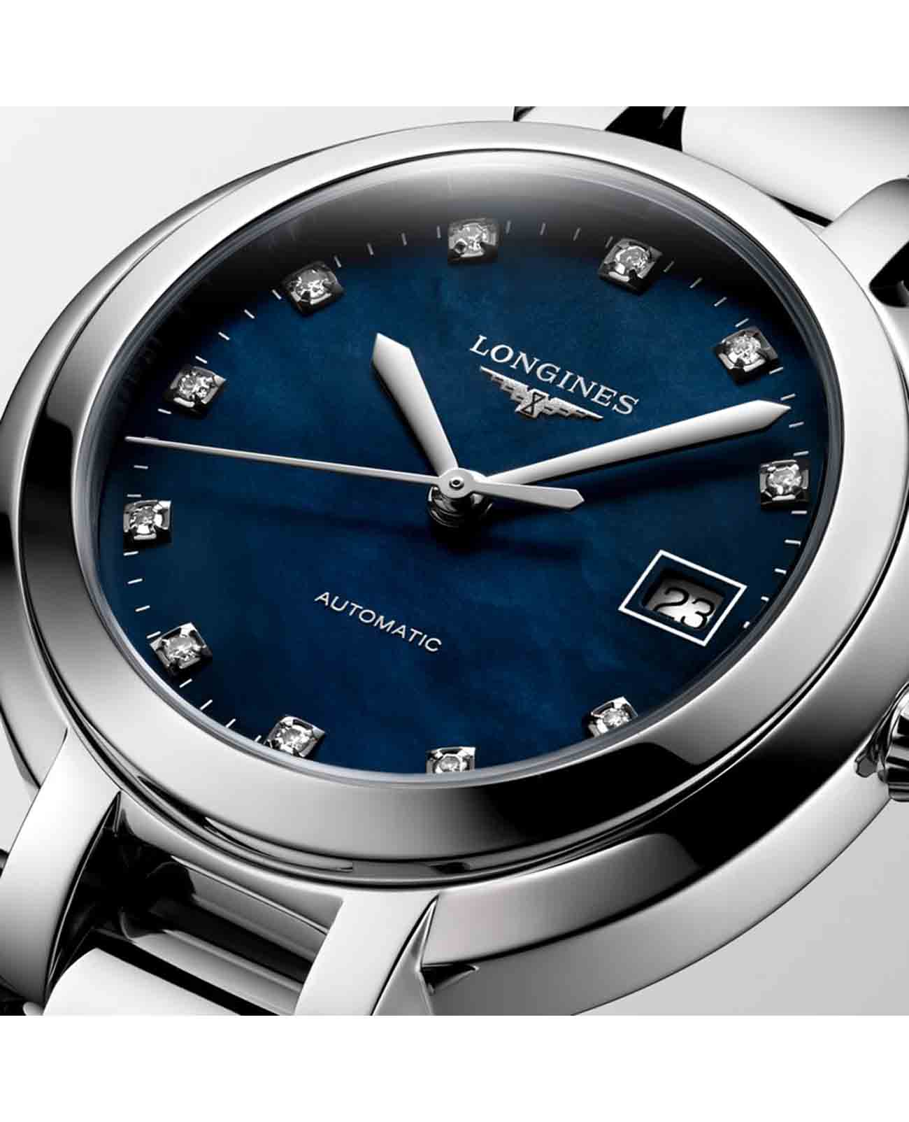 Longines Longines PrimaLuna L8.113.4.98.6 механические женские часы часы крупный план синий циферблата