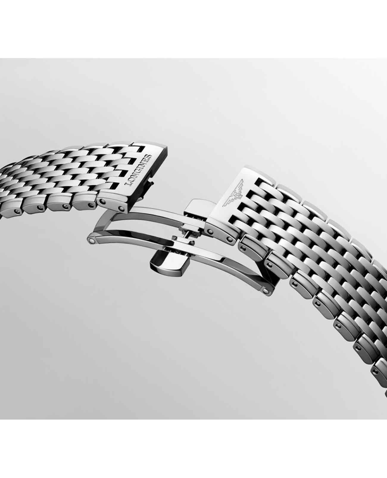 Longines L49084516 женские часы застежка крупным планом