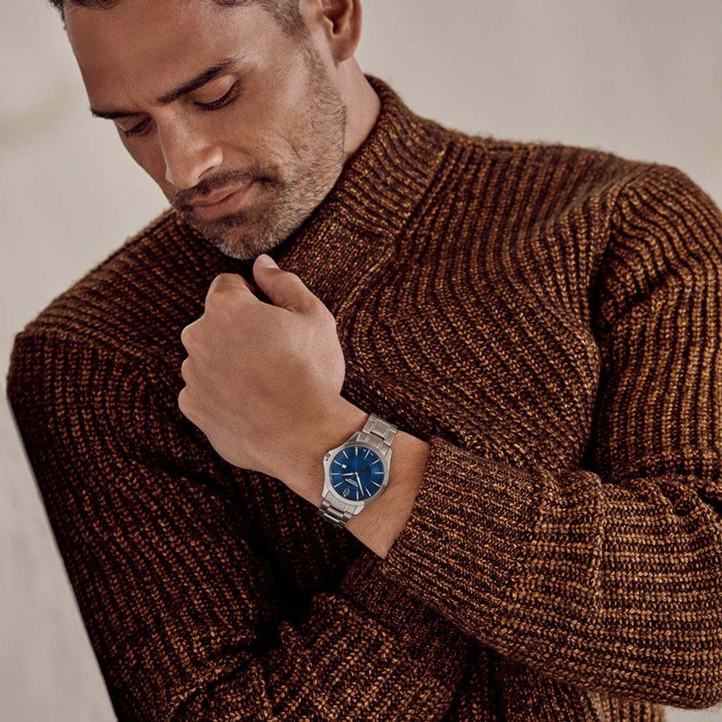 Victorinox Victorinox ALLIANCE 241910 мужские часы синий циферблат на запястье