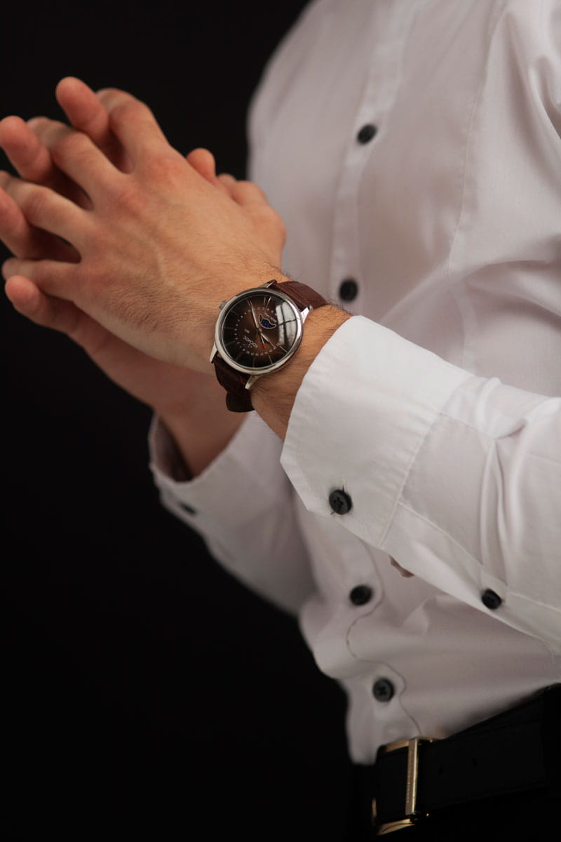 Оригинальные часы Космос Космос Сатурн K 067.12.32 кварцевые калибр механизма miyota общий вид