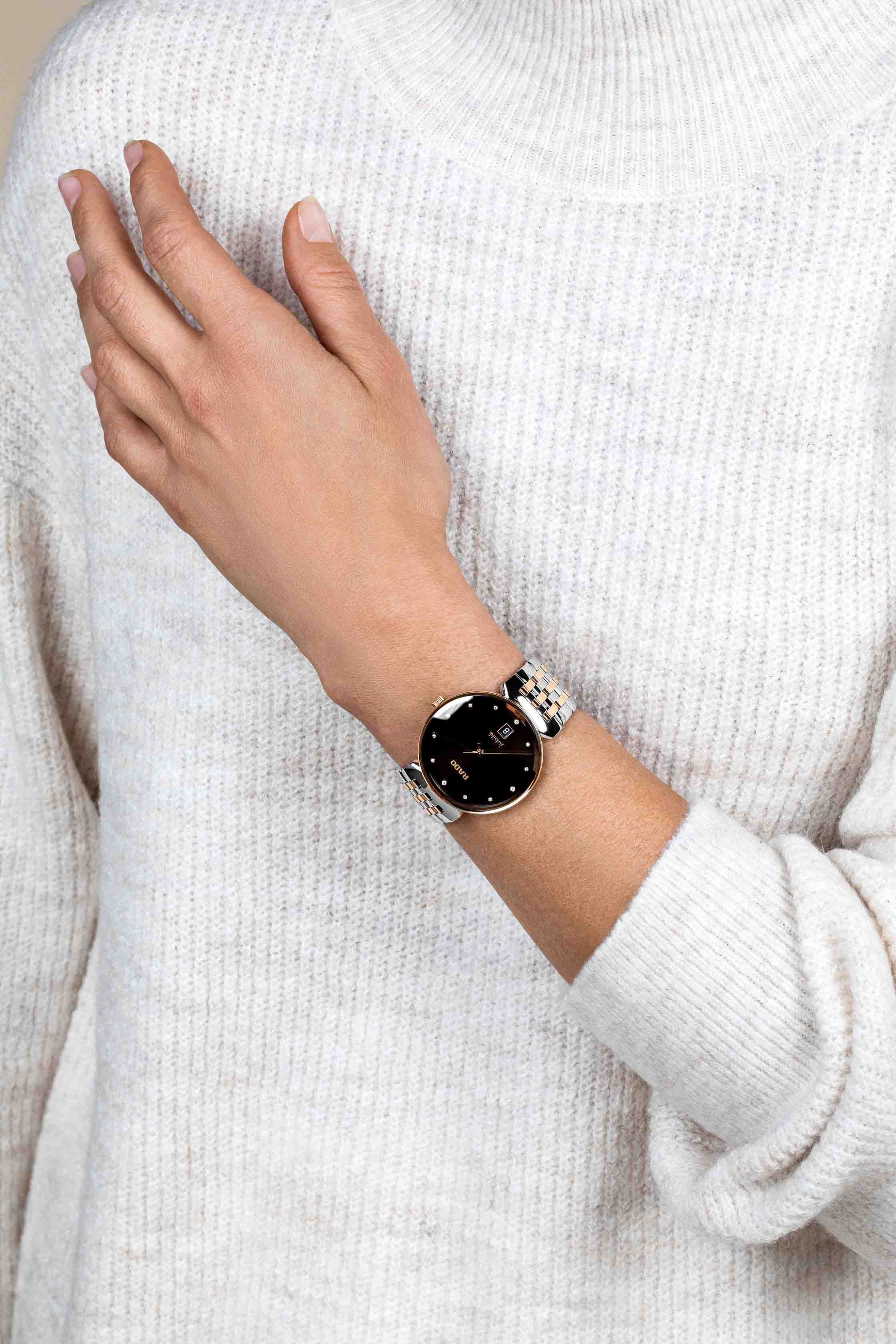 Rado Rado Florence Classic Diamonds R48912763, florence швейцария мужские часы на браслете нержавеющая сталь с pvd-покрытием боковой вид
