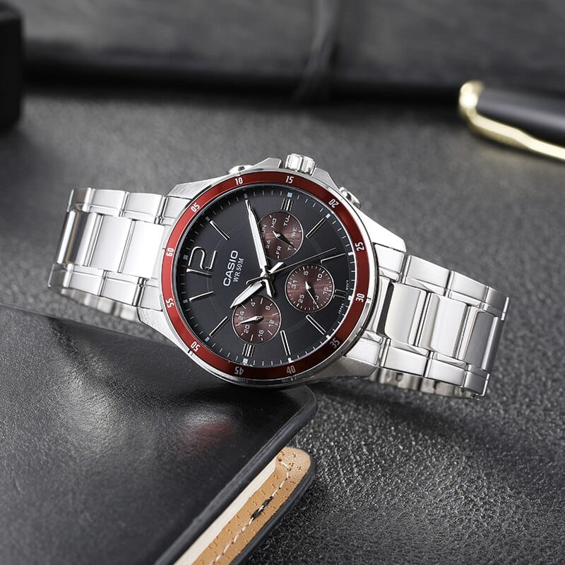 Casio MTP-1374D-5A мужские часы застежка крупным планом