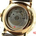 Certina C0174073608700 мужские часы застежка крупным планом