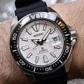 Seiko Seiko Prospex SRPE37K1  наручные мужские часы фото под углом.
