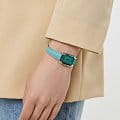 Anne Klein 3969AQUA женские часы застежка крупным планом