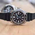 Seiko Seiko Prospex SRPG21K1 механические мужские часы часы крупный план синий циферблата