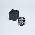 Casio Casio G-Shock DW-5000SS-1DR (DW-5000SS-1) электронные мужские часы часы крупный план черный циферблата