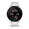 Garmin Garmin Forerunner 165 White 010-02863-21 электронные мужские часы часы крупный план  циферблата