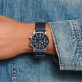 Longines Longines Legend Diver L3.764.4.90.2 механические мужские часы часы крупный план синий циферблата