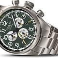 Aviator Aviator Airacobra P45 Chrono V.2.25.7.171.5  наручные мужские часы фото под углом.
