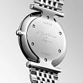 Longines Longines La Grande Classique L4.512.4.92.6  наручные женские часы фото под углом.