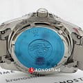 Seiko SNE583P1 мужские часы застежка крупным планом