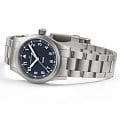 Hamilton Hamilton Khaki Field Quartz 38mm H69401140 кварцевые мужские часы часы, крупный план синий циферблат
