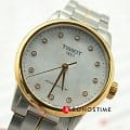 Tissot T0862072211600 наручные женские часы застежка крупным планом