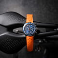 TAG Heuer TAG Heuer Formula 1 Chronograph CAZ1014.FT8028 , наручные мужские часы фото под углом