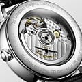 Longines L48124110 наручные женские часы застежка крупным планом