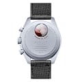 Swatch Swatch x Omega Bioceramic Moonswatch Mission to Pluto SO33M101 swatch x omega moonwatch швейцарские мужские часы на браслете нейлон боковой вид