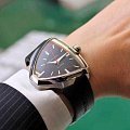 Часы Hamilton Ventura Elvis80 Auto H24551331 фото 6