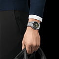 Tissot Tissot PRX Automatic Chronograph T137.427.11.091.00 механические мужские часы часы крупный план зеленый циферблата