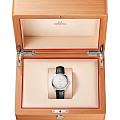 Omega Omega De Ville Tresor 435.13.40.21.02.001, de ville швейцария мужские часы на браслете кожаный боковой вид