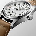 Longines Longines Spirit L3.810.4.73.2 механические мужские часы часы крупный план серебристый циферблата