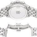 Certina C0454171105100 наручные мужские часы застежка крупным планом